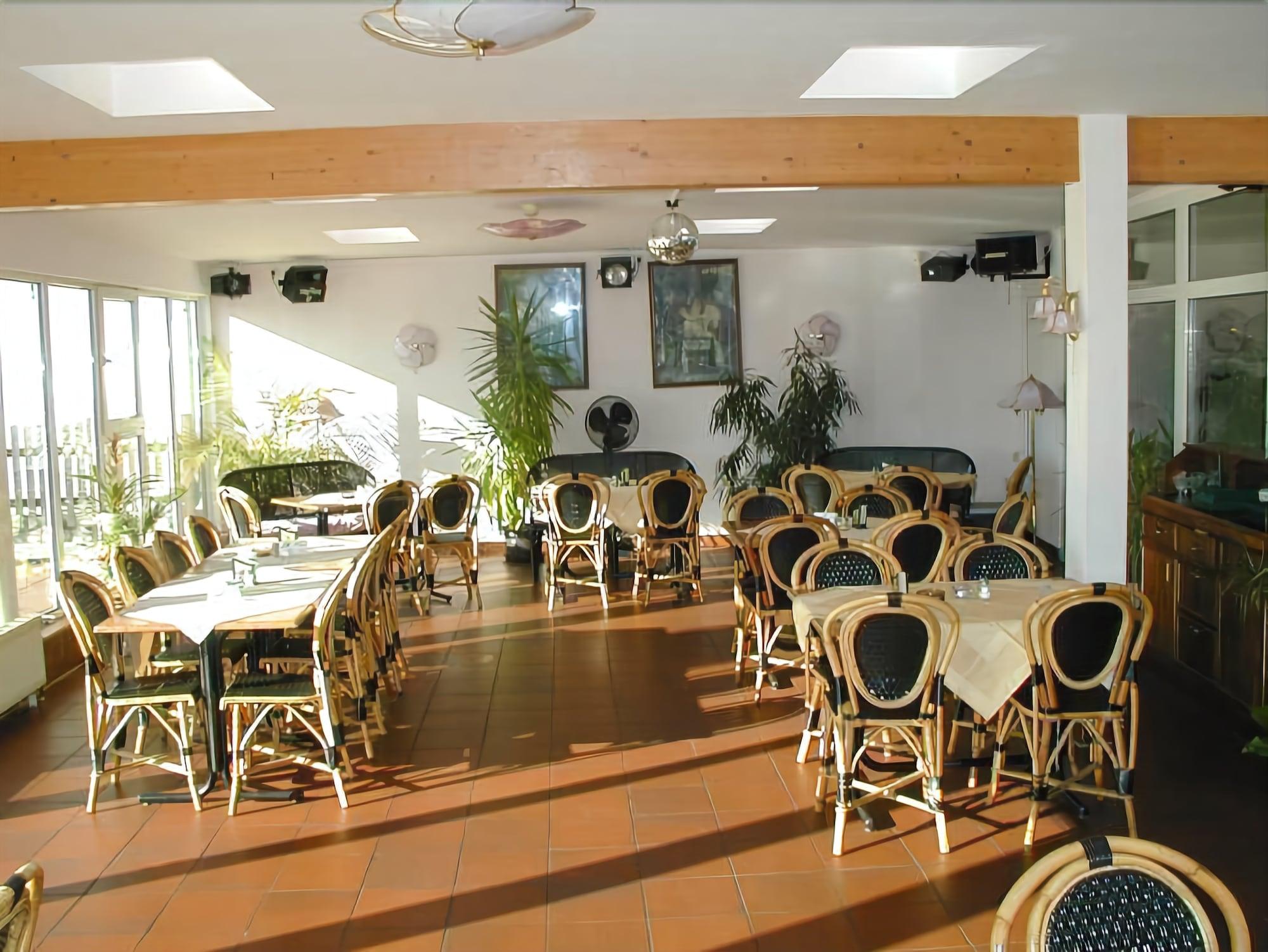 Hotel Lindenberger Hof Ahrensfelde Extérieur photo